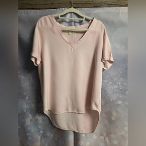 Cloth & Stone Light Pink V-Neck Short Sleeve Top